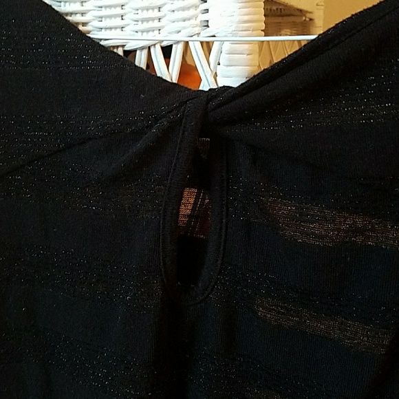 Top - Picture 3 of 4